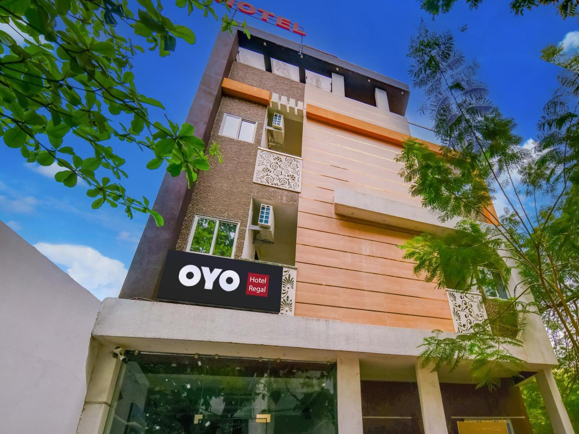 Hotel O Regal Indaur Kültér fotó