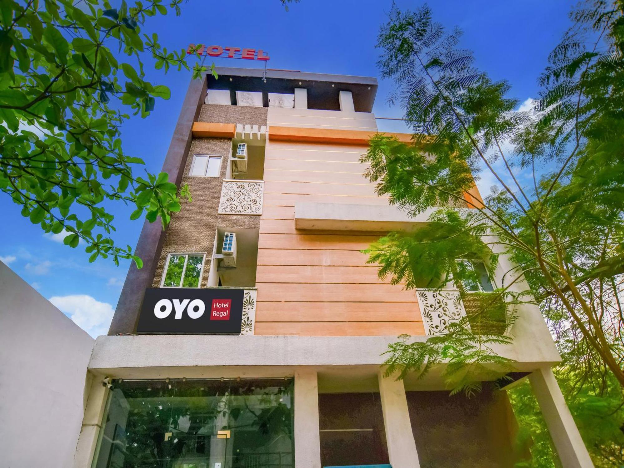 Hotel O Regal Indaur Kültér fotó